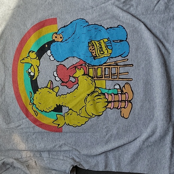 🖤 Sesame Street Tee - Picture 3 of 6